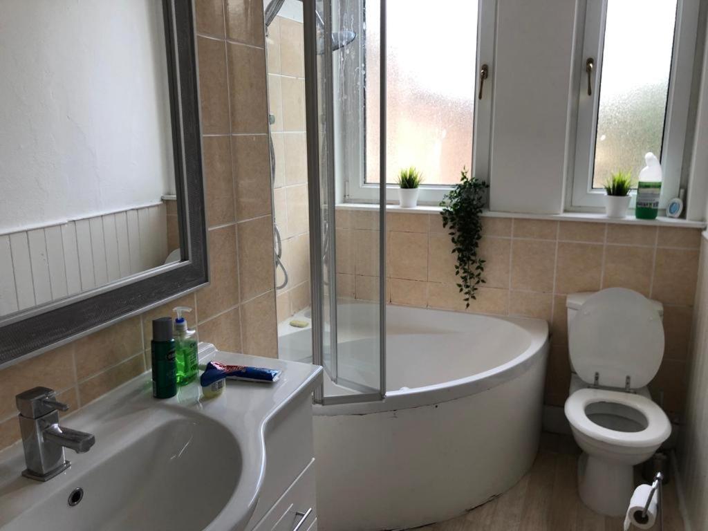 Lovely 2 Bedroom Apartment Close To City Centre Edinburgh Ngoại thất bức ảnh